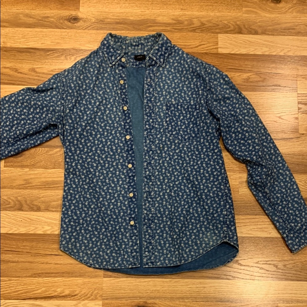 J Crew Men’s floral print mid weight button up shirt size M
